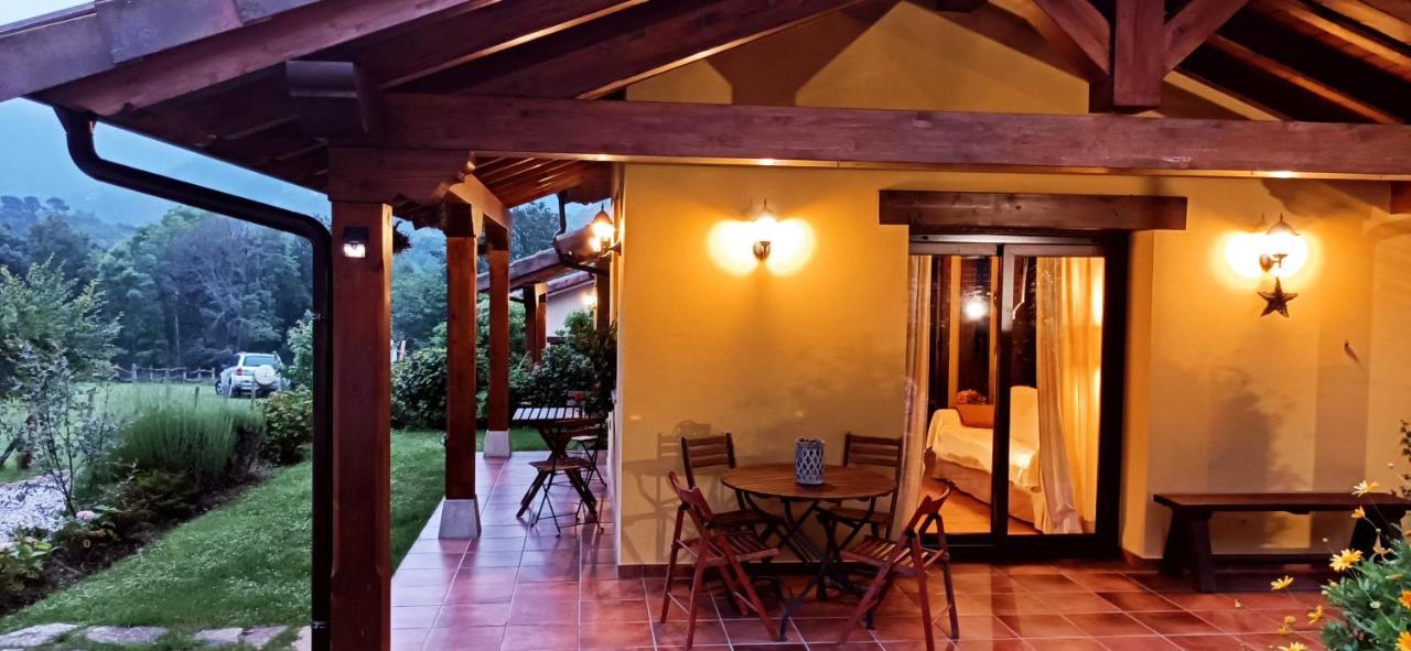 Onís Casas Rurales Entrecastanos מראה חיצוני תמונה