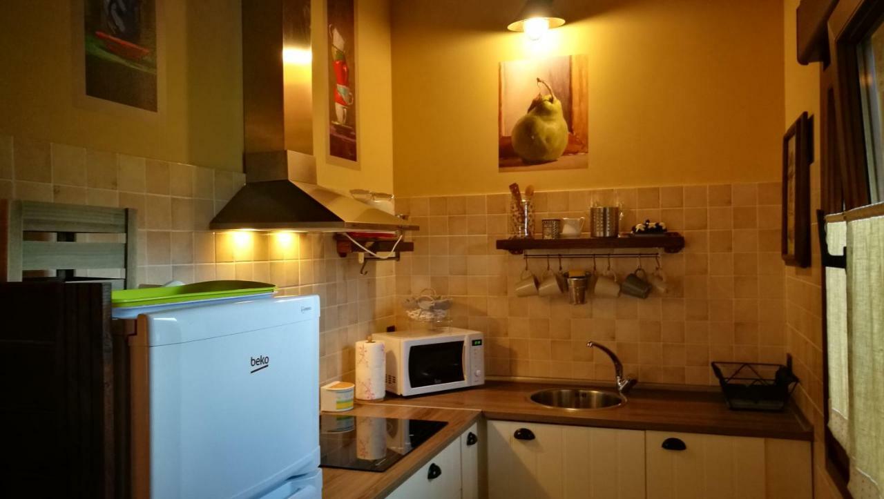 Onís Casas Rurales Entrecastanos מראה חיצוני תמונה